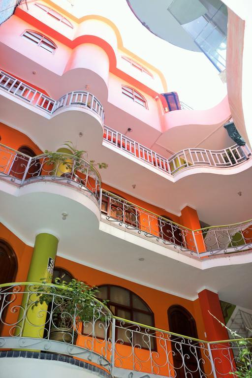 Отель Hospedaje Karol Аякучо Экстерьер фото